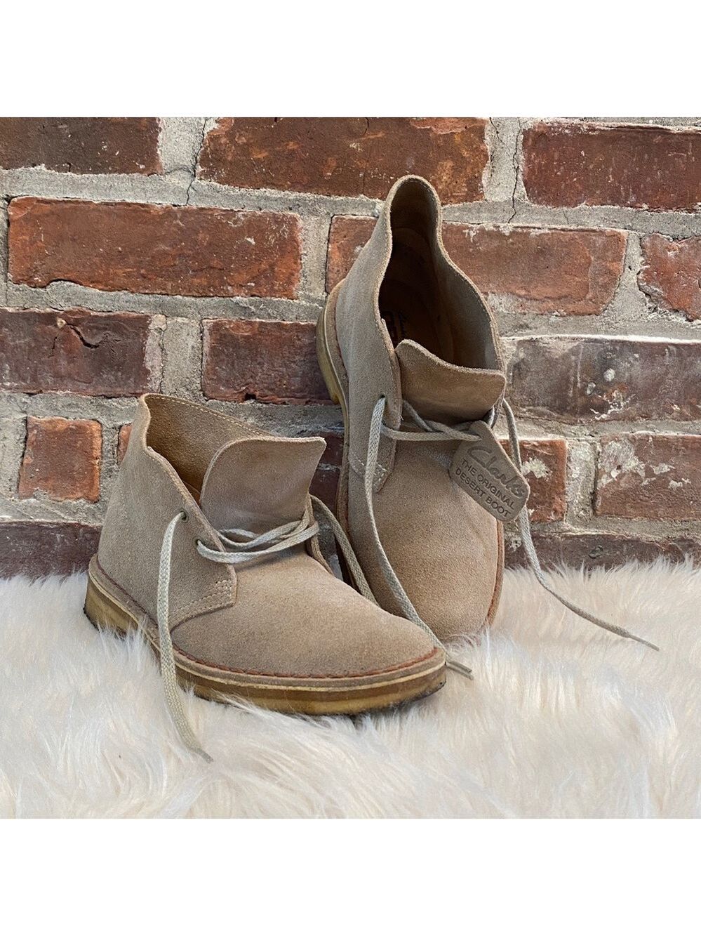 Clarks Originals Desert Boot 31695 Mens Sand Suede, Size 6